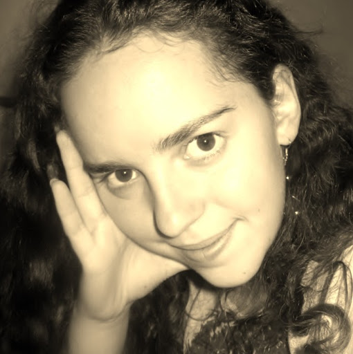 Sarah Andrew Photo 16