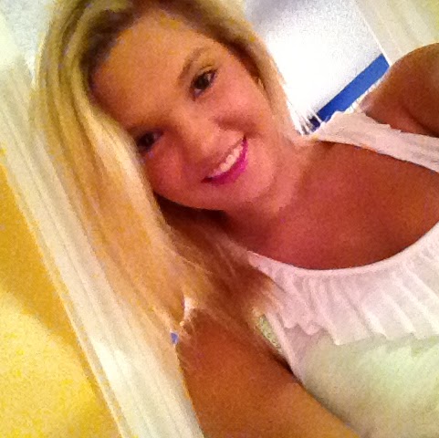 Alyssa Mcdonald Photo 35