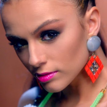 Jessica Draper Photo 8