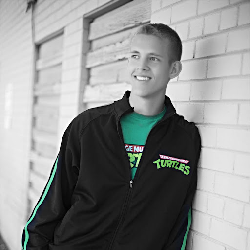 Josh Olson Photo 40