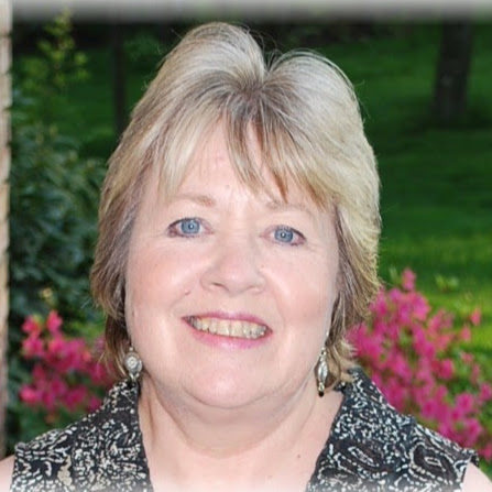 Brenda Collins Photo 4