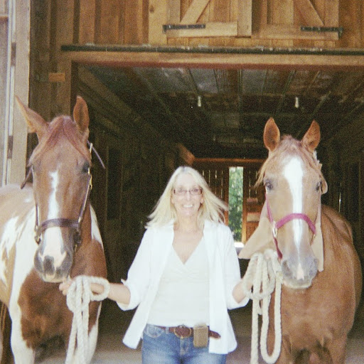 Marilyn Myers Photo 17