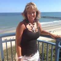 Theresa Peek Photo 11