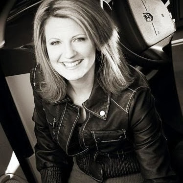 Angela Floyd Photo 24