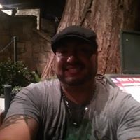 Robert Rios Photo 29