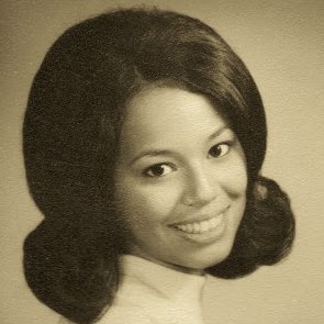 Cindy Douglass Photo 9