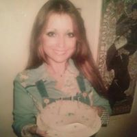 Diana Hamilton Photo 17