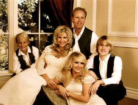 Kelly Vance Photo 34
