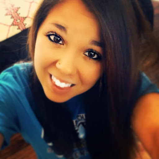 April Acosta Photo 18