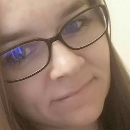 Michelle Osborne Photo 37