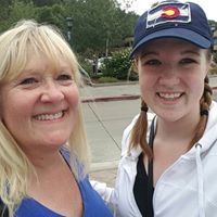 Elizabeth Heller Photo 31