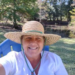Amie Woods Photo 26