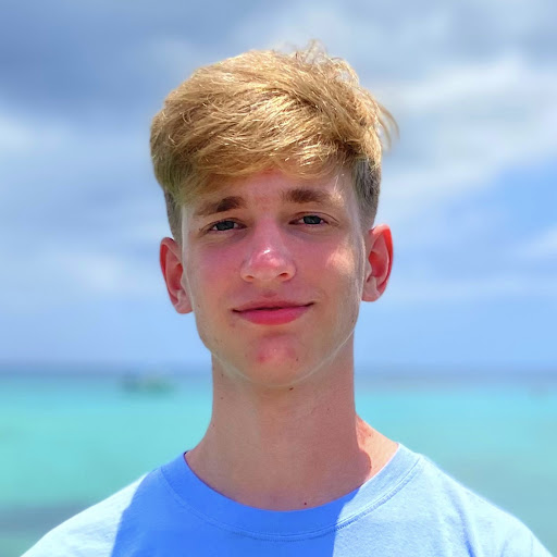 Drew Maxwell Photo 13