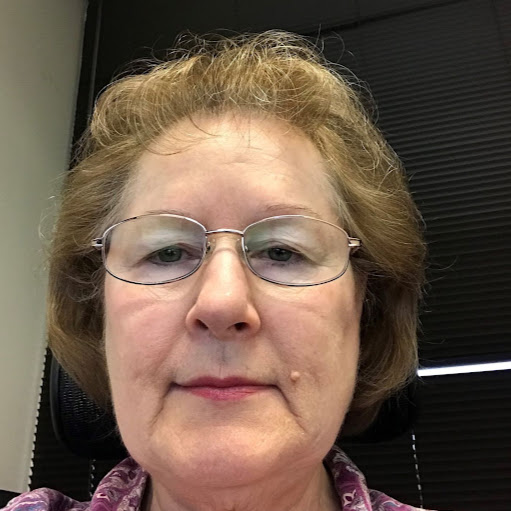 Debbie Elliott Photo 19