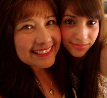 Cynthia Moreno Photo 35