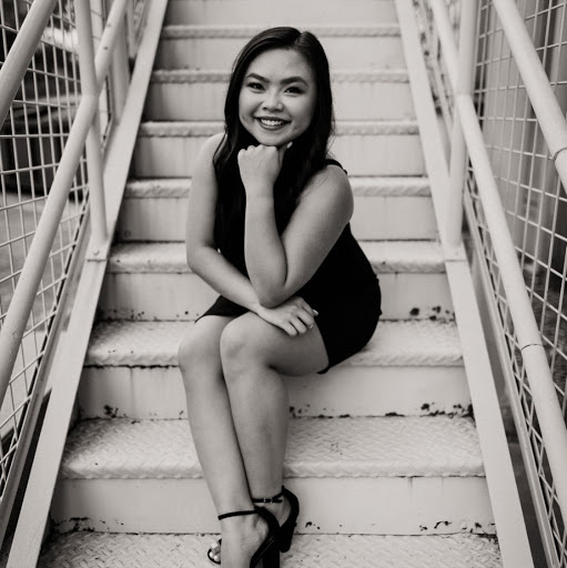 Jennifer Dang Photo 20