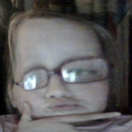 Aimee Edmonds Photo 9