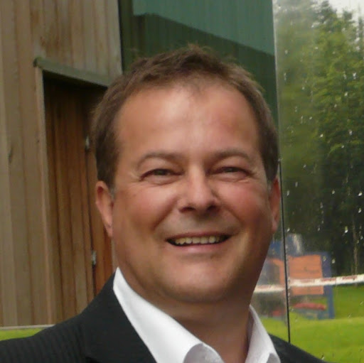 Paul Findlay Photo 15