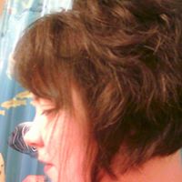 Vicky Cross Photo 15