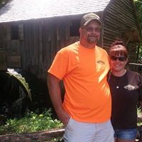 Julie Gillespie Photo 16