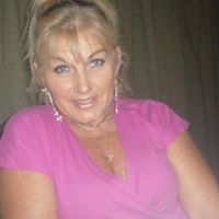 Debi Hamilton Photo 7