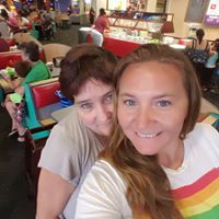 Kimberly Newsom Photo 17