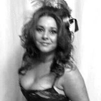 Rebecca Sharp Photo 26