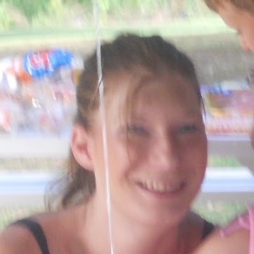 Jennifer Worrall Photo 3