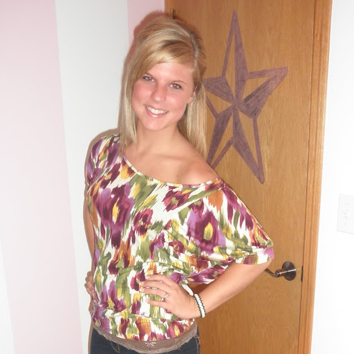 Danielle Porter Photo 20