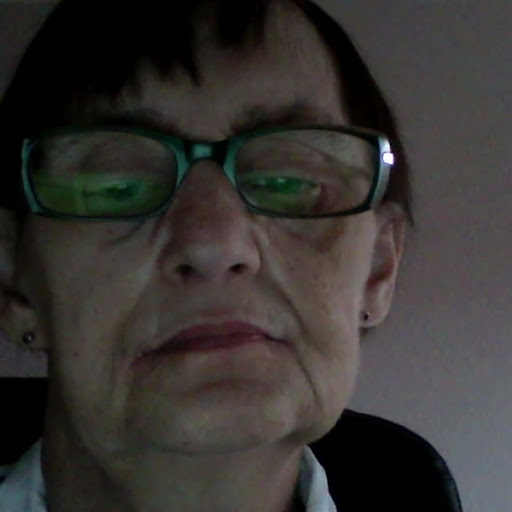 Connie Hansen Photo 34