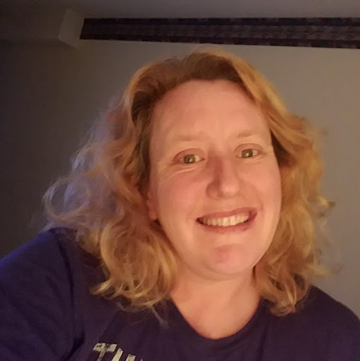 Michelle Gilliland Photo 15