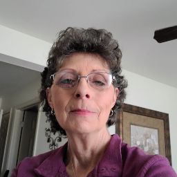 Brenda Grayson Photo 17