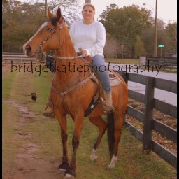 Tracey Etheridge Photo 8