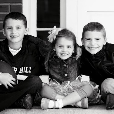 Christopher Hand Photo 20