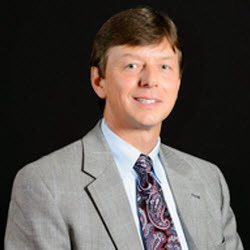 Thomas Hunter Photo 34