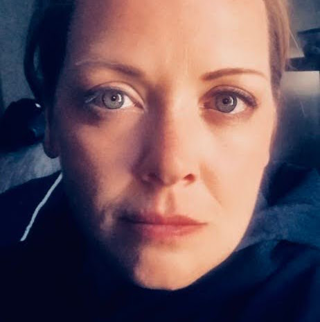 Leslie Perry Photo 37