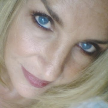 Robin Lockwood Photo 16