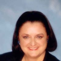 Louise Copeland Photo 6