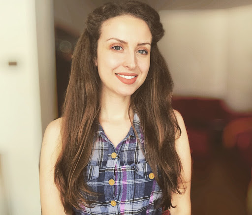 Robyn Riley Photo 31