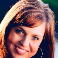 Sarah Boston Photo 13