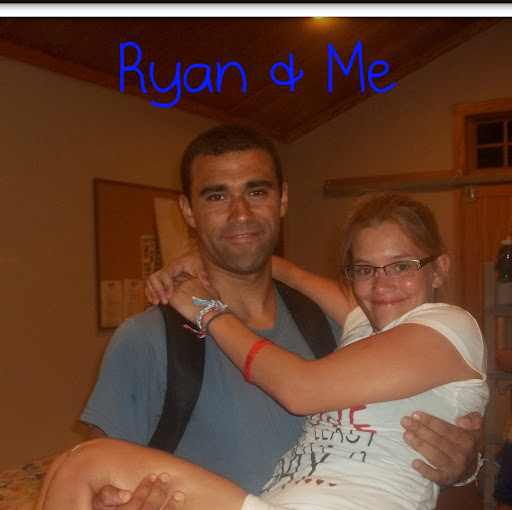 Crystal Robertson Photo 20