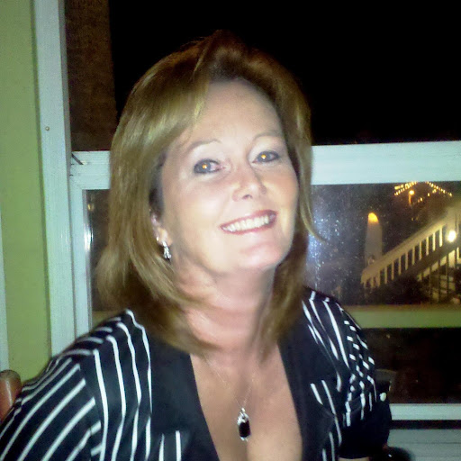 Robin Littleton Photo 4