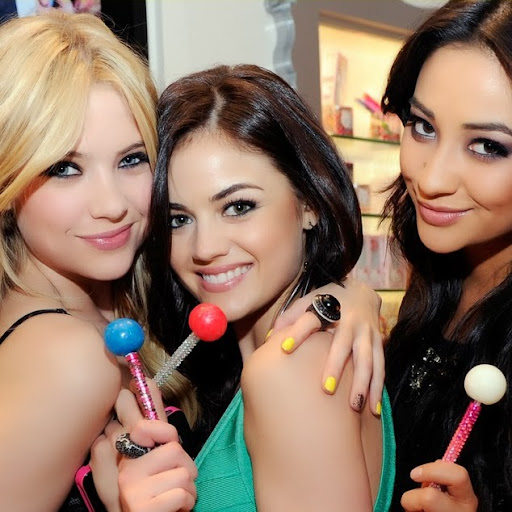 Jill Howell Photo 14