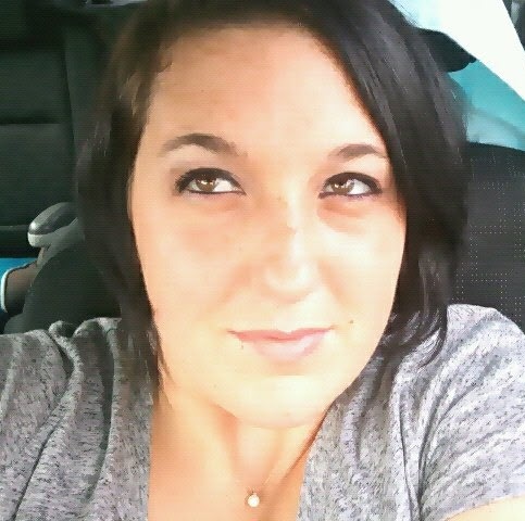 Jennifer Shell Photo 25