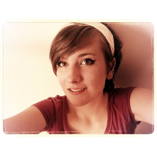 Laura Morris Photo 26