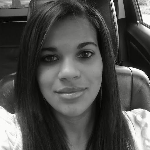 Kimberley Allen Photo 18