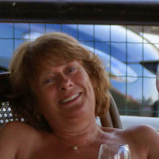 Paula Newman Photo 21