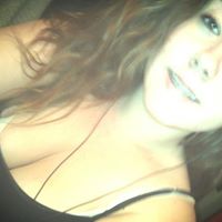 Alyssa Devlin Photo 11