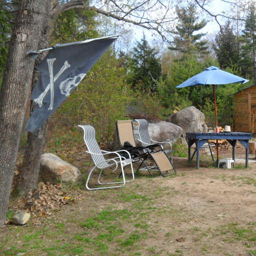 Laurie Farris Photo 14