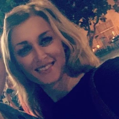 Stephanie Maynard Photo 36